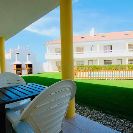 Catarina House - Baleal Beach, Balcony, Pool Holiday home *