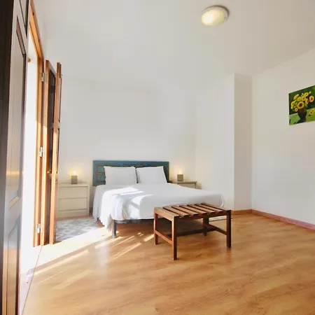 Feriehus Catarina House - Baleal Beach, Balcony, Pool Ferrel (Leiria)